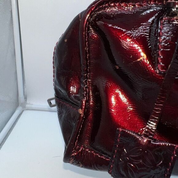 LOEWE Amazona 28 Burgundy Patent Leather Handbag (minor callouts in pics) - Picture 6 of 16